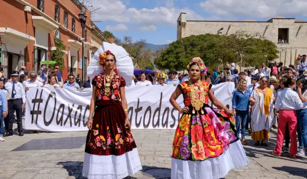 Нито мъже, нито жени: Вижте третия пол, съществуващ от векове в Мексико
