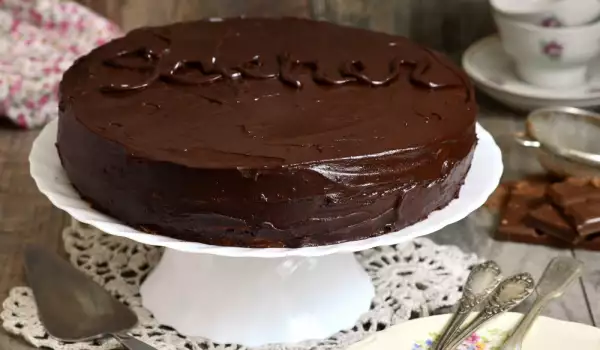 Австрийски омлет със стафиди