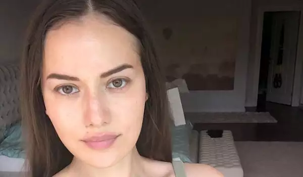 Тази турска красавица е копие на Моника Белучи